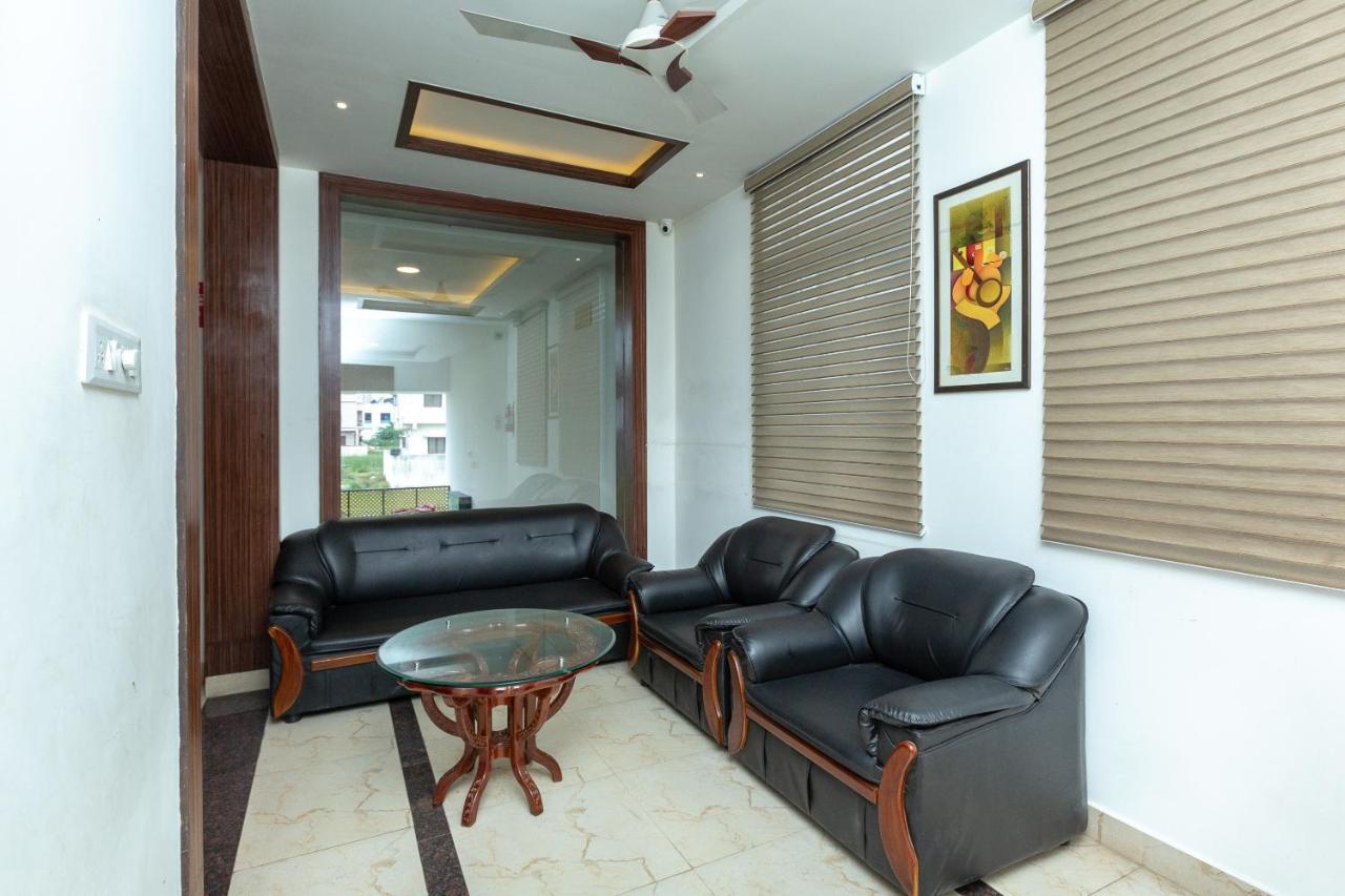Collection O 41930 Citrine Cheran Nagar 4* Chennai