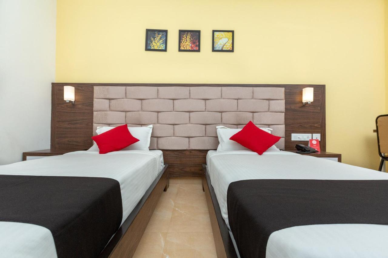 Collection O 41930 Citrine Cheran Nagar Hotel 4*